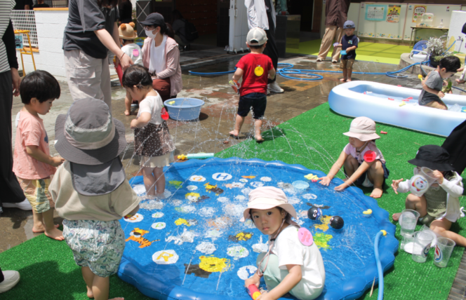 水遊び（ラッコルーム）